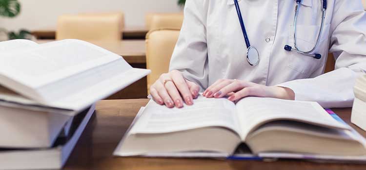 nurse studying for nclex